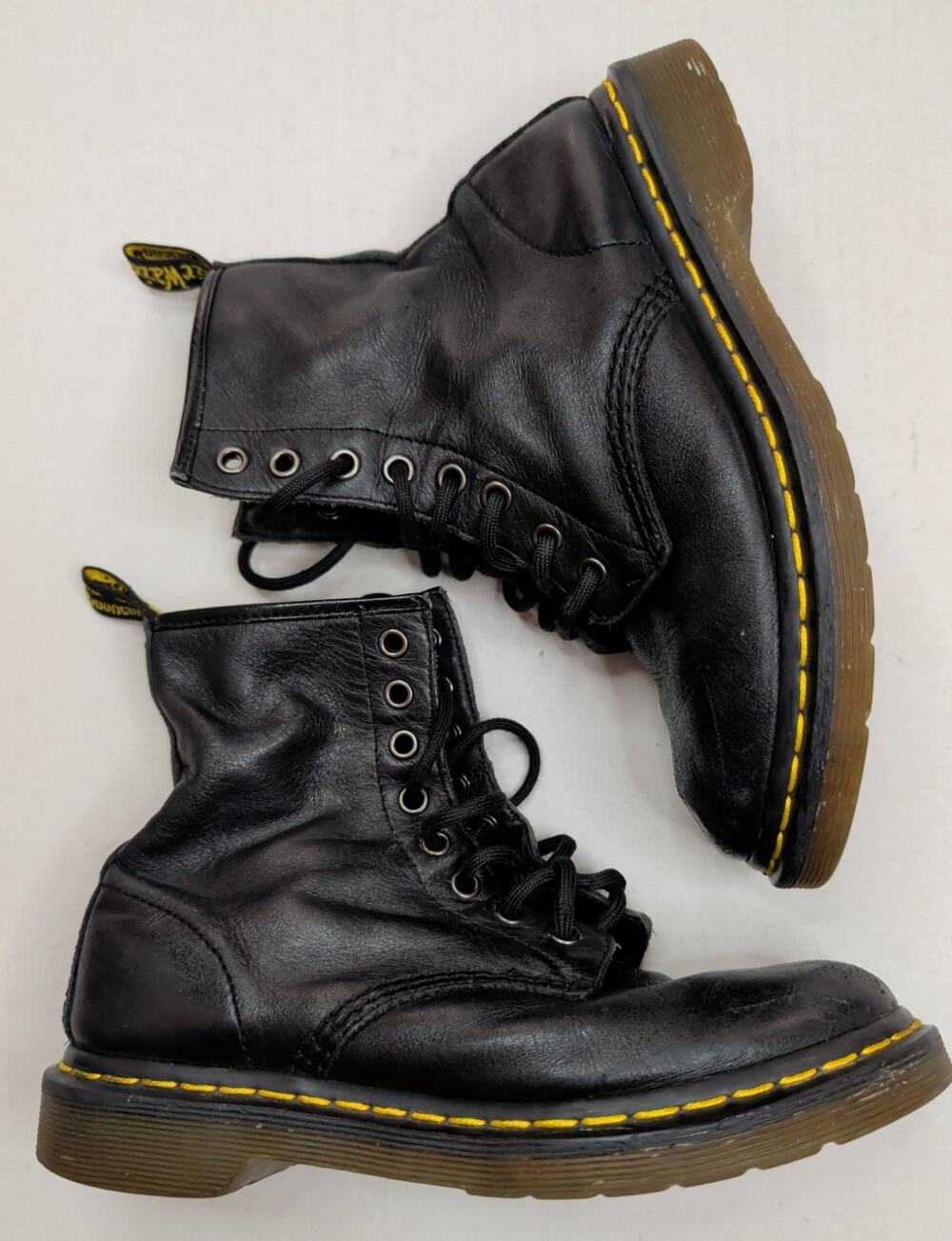 Dr Martens Women's Black Lace-Up Boots 11821 Size EU 36 US 7 Combat Ankle